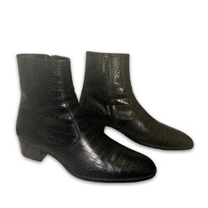 Yves Saint Laurent Men’s Wyatt Croc Effect Ankle Boots